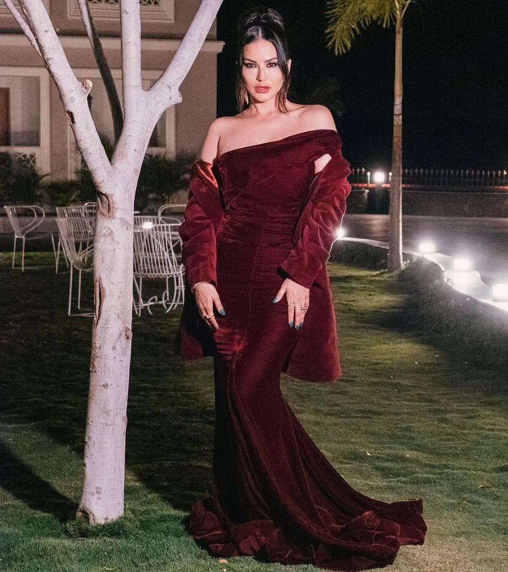 Top 4 looks of actress entrepreneur Sunny Leone from Splitsvilla X5