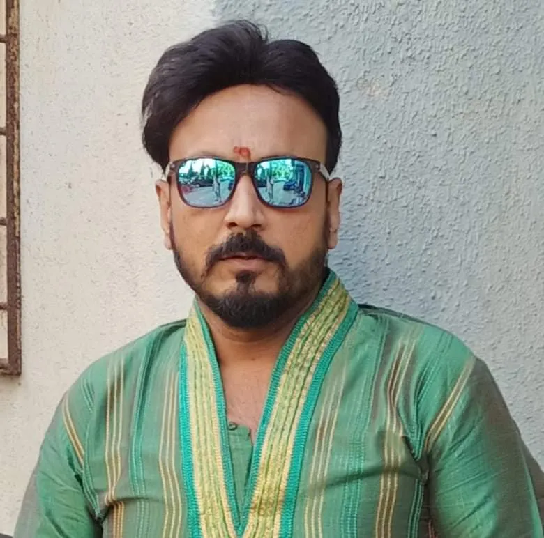 टी 