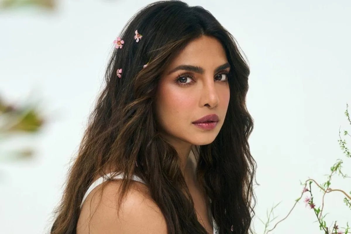 Priyanka Chopra REVEALS She Was In Relationship During Quantico, Says 'I  Was Always Crying...' - News18