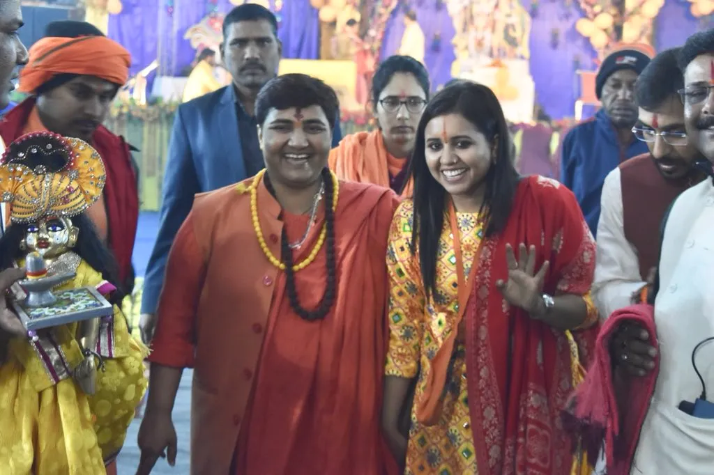 विश्व कल्याण महाअनुष्ठान के आयोजन हेतु 20 अगस्त को परमपूज्या साध्वी सरस्वती मुंबई में