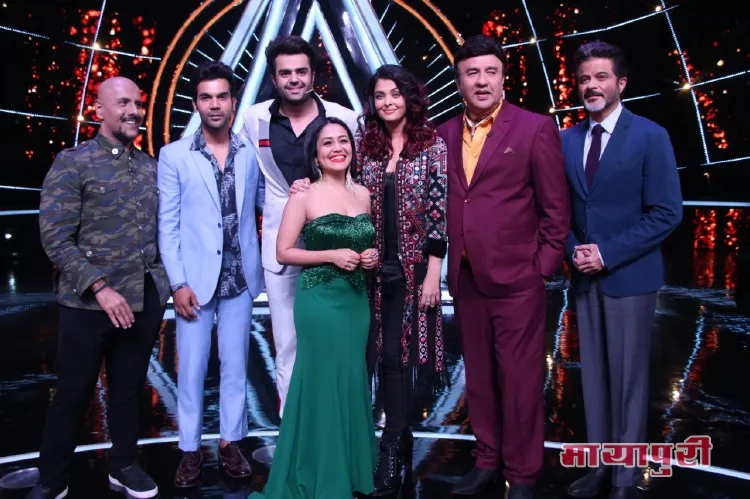 Fanney Khan team with Indian Idol 10 Judges and Host