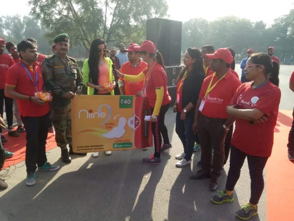 "पैडमैन अक्षय कुमार ने किया भारत के सबसे बड़े ‘रन4नीइन’ का समर्थन"