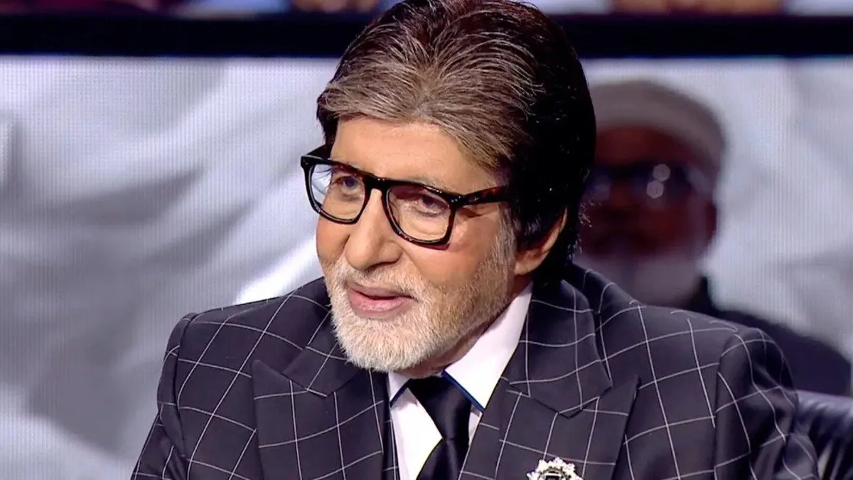 'KBC 15' Ep 84: Big B gets emotional recalling his childhood, says 'we  didn't...' - India Today