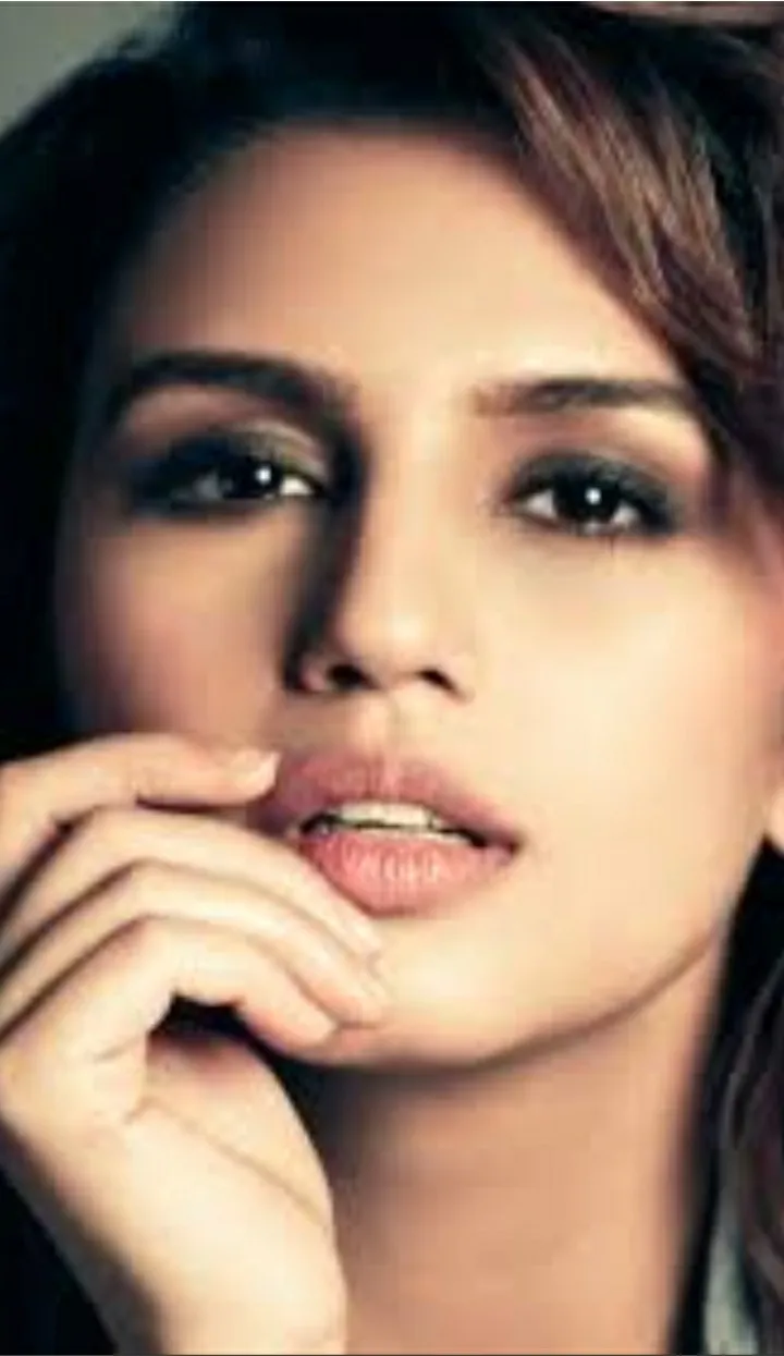 Huma Qureshi को डीजे स्नेक ने भेजा हार्ट शेप की इमोजी