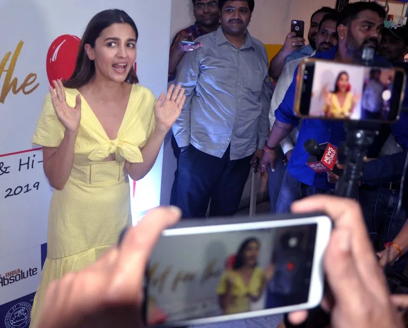 Photos: दिल की बीमारी से पीड़ित बच्चों के इलाज के लिए फंड जुटाएंगी आलिया भट्ट
