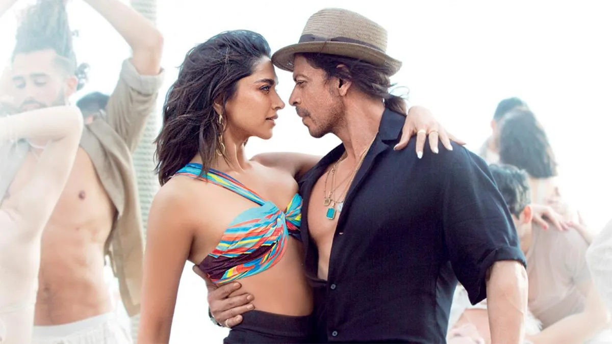 The Shah Rukh Khan I know is now at inner peace: Deepika Padukone - India  Today