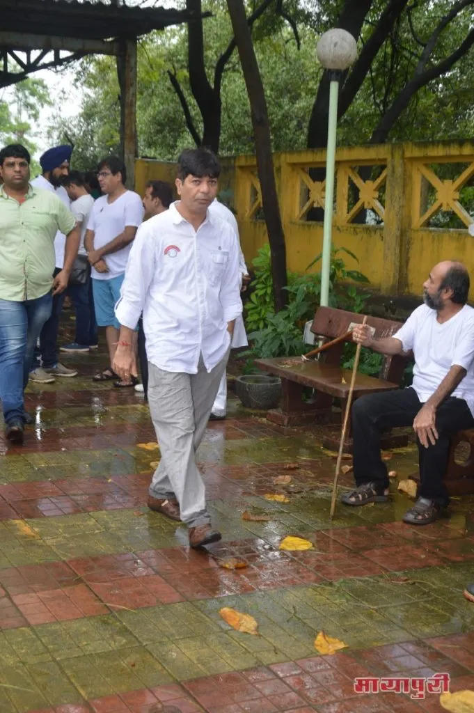 family and friends attend Taarak Mehta