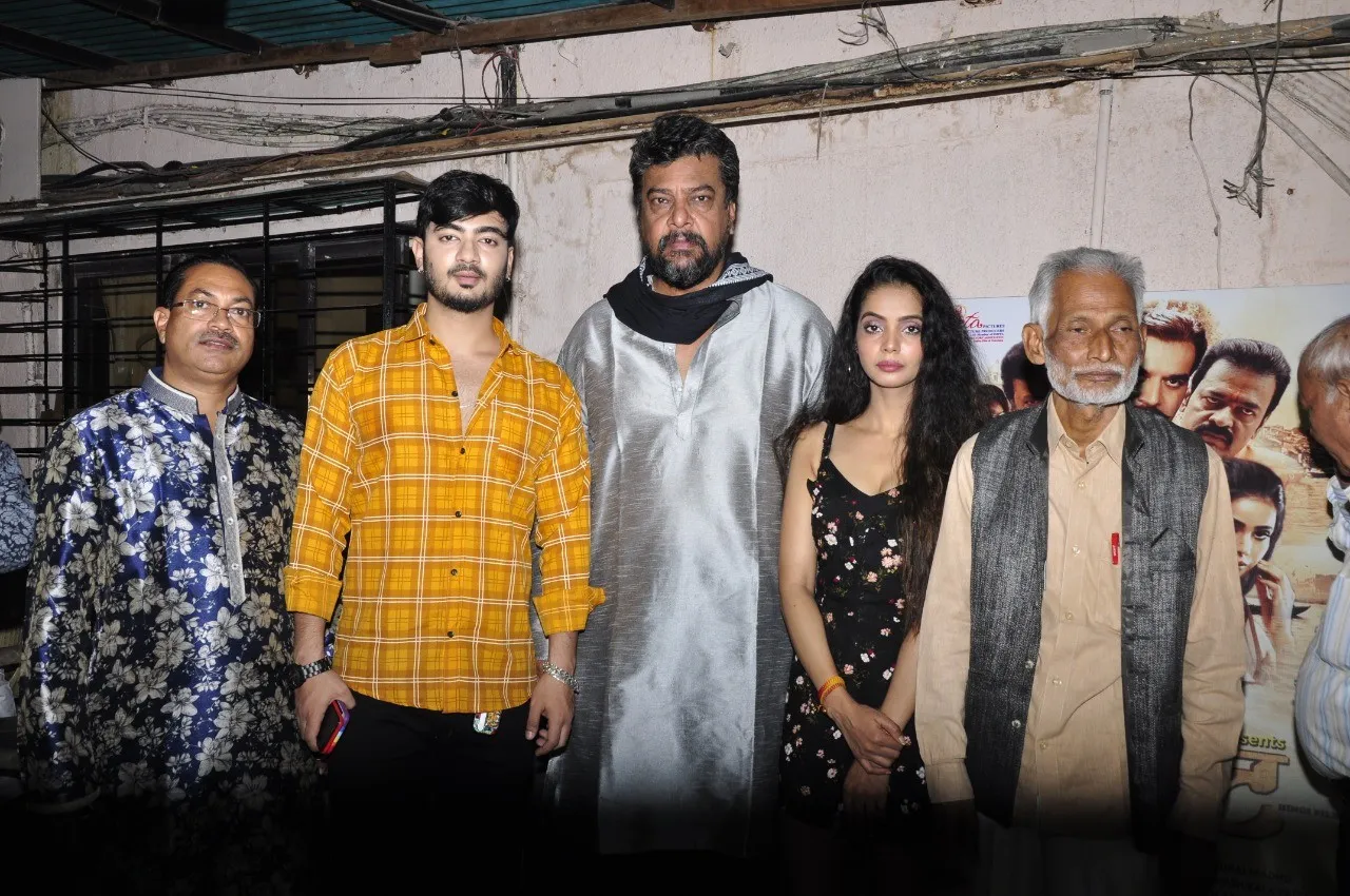 वरिष्ठ पत्रकार मधुराज मधु की लिखी कहानी गंगा तट पर बनेगी फ़िल्म