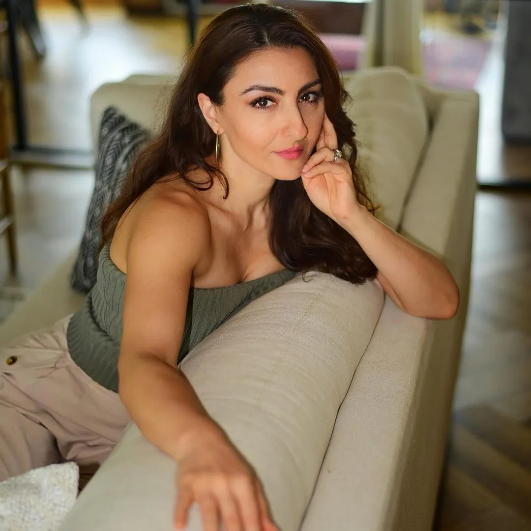 SOHA ALI KHAN News | Latest SOHA ALI KHAN Updates, Stories & Photos | Vogue  India