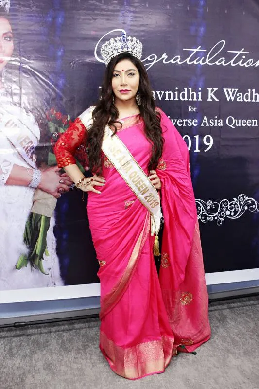 ब्यूटी पेजेंट जीतकर मुंबई लौटीं डॉ. नवनिधि के वाधवा का हुआ भव्य स्वागत