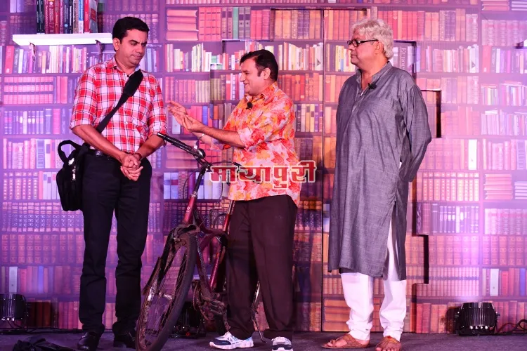 Paresh Ganatra, Kunal Kumar and Sanjay Mone in Sony SAB