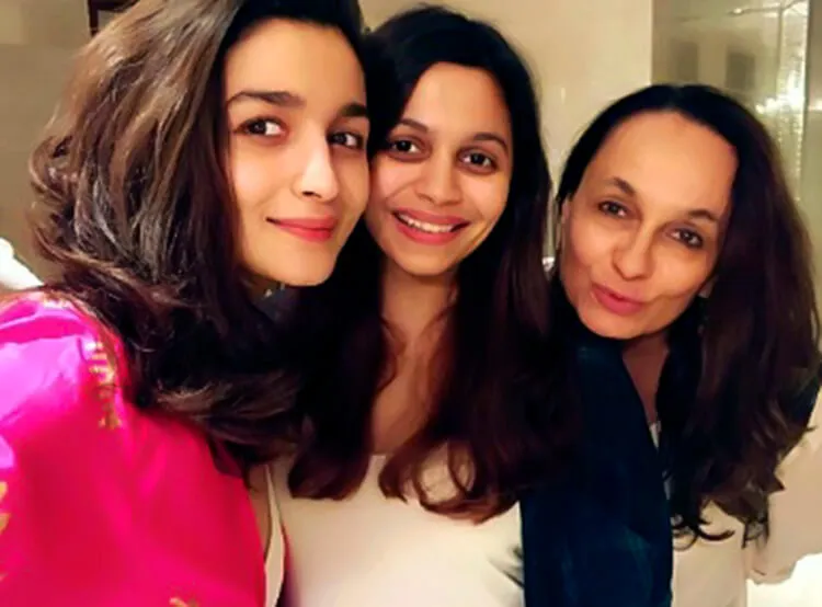  Alia Bhatt family 