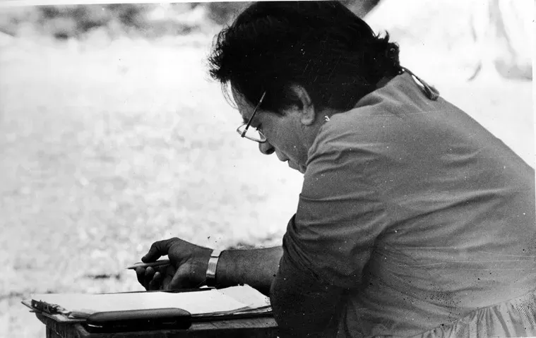 From teaching civil engineering to stage acting and cinema, Kader Khan led  a dramatic life, both off and on screen | Bollywood News - The Indian  Express