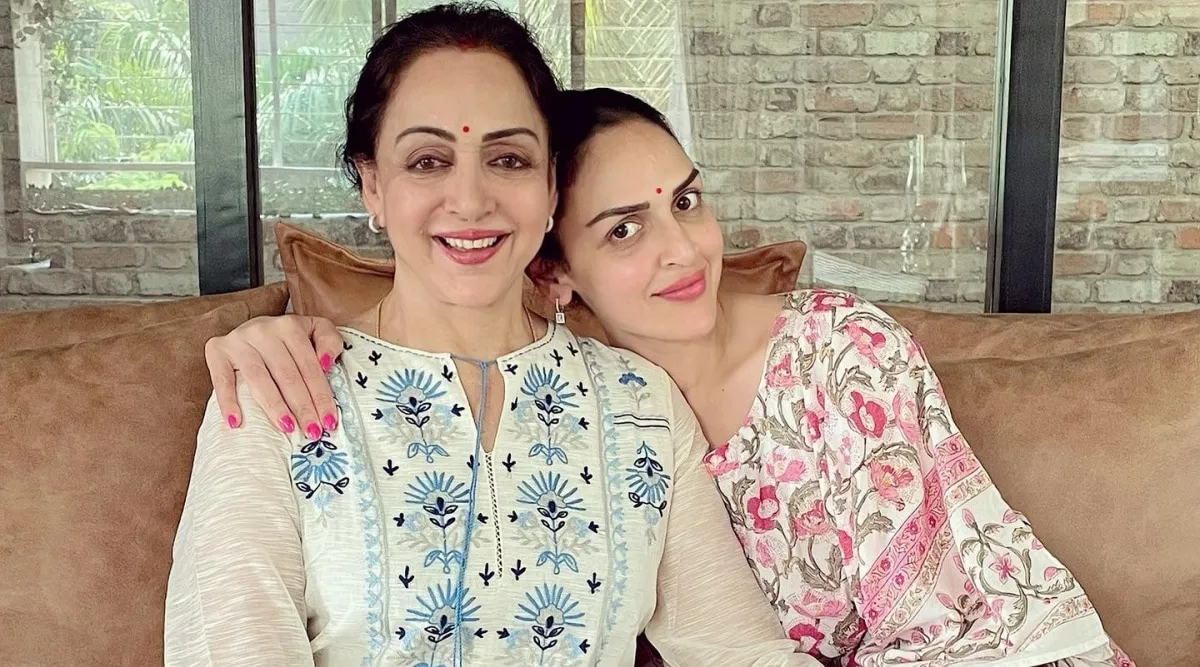 Esha Deol , Hema Malini 