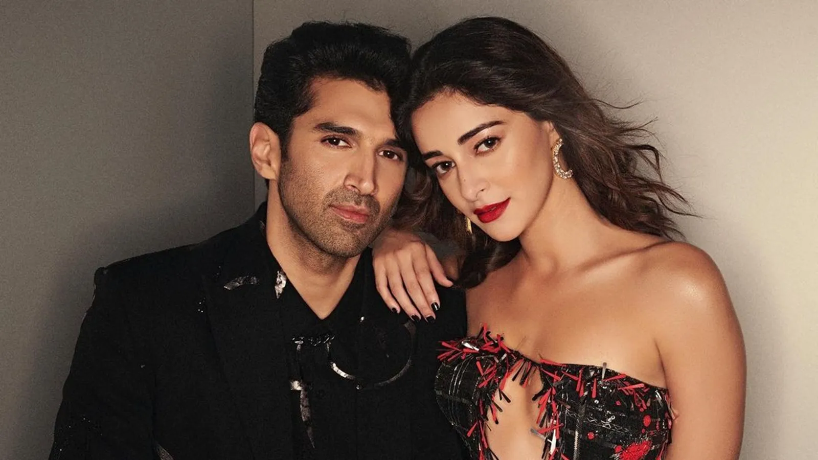 Aditya Roy Kapur can't decide if he's in a relationship or situationship  with Ananya Panday; fails to recognise Chunky Panday's work | Bollywood  News - The Indian Express