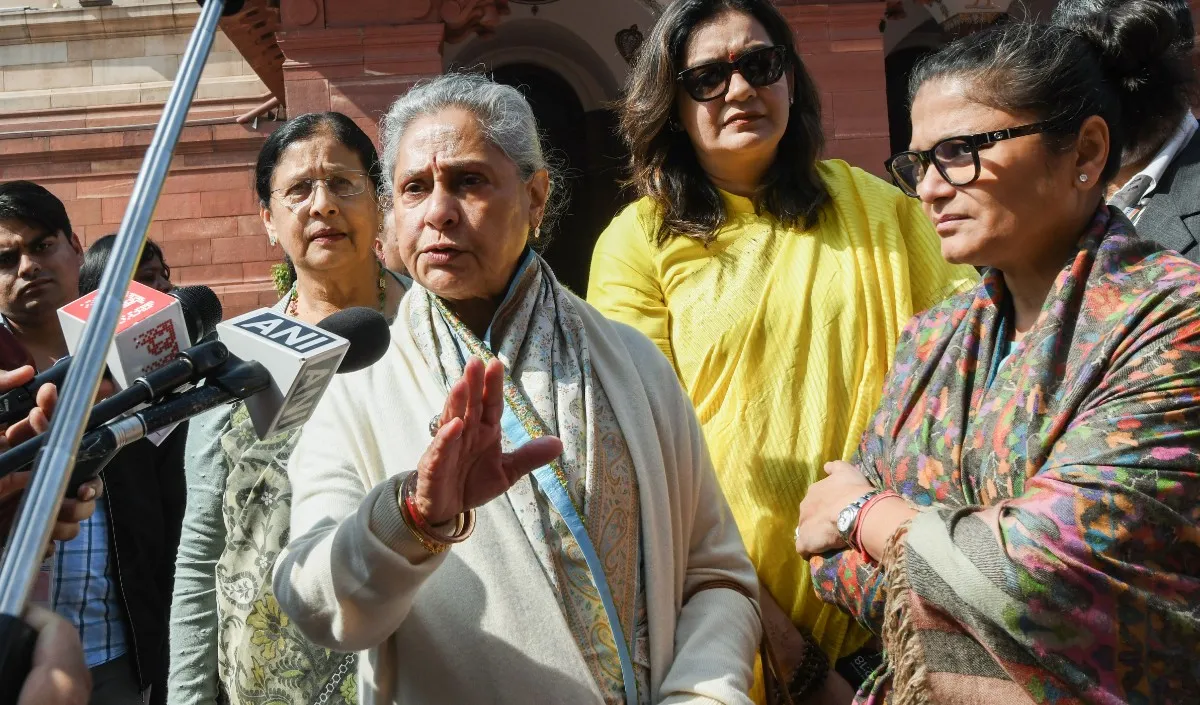 jaya bachchan should be arrested vishwa hindu parishad demands action  against sp mp - Prabhasakshi latest news in hindi