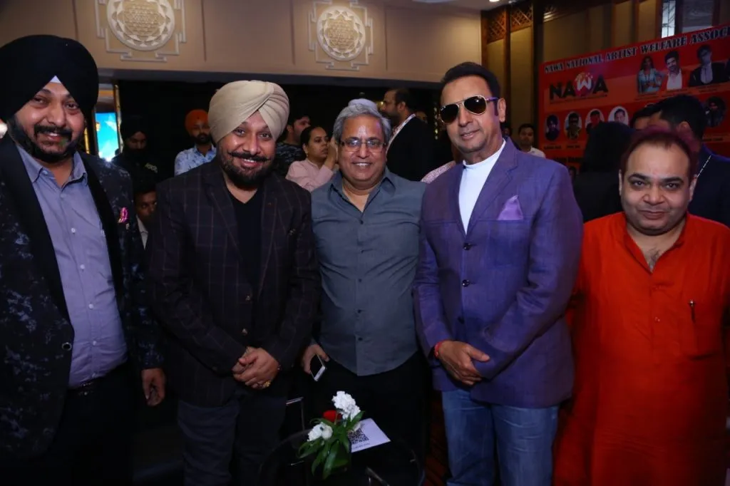 Harvinder Mankkar, Gulshan Grover