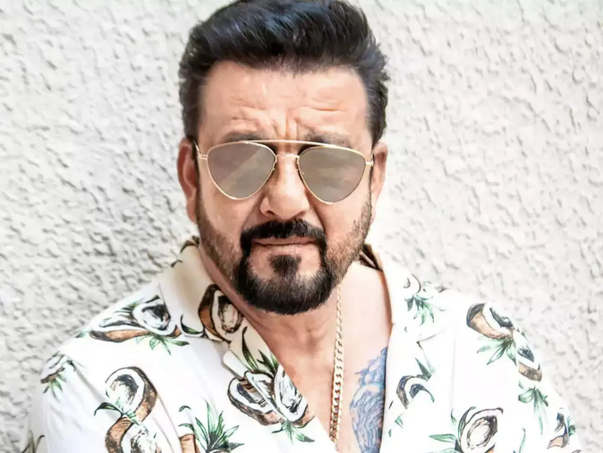 Sanjay Dutt Injury News: Sanjay Dutt calls reports on injury 'baseless',  says he is 'fine and healthy' - The Economic Times