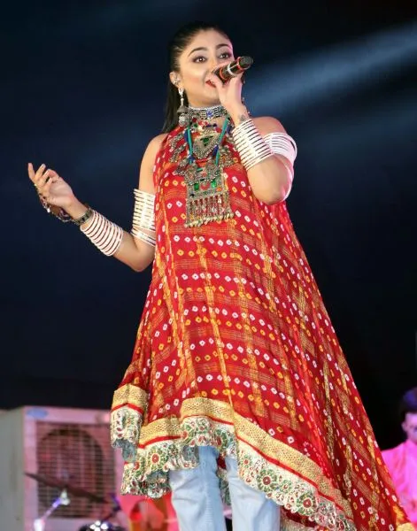 टिकटॉक स्टार भाविन भानुशाली ,समीक्षा सूद ,एकता जैन ने गोसेलेब नवरात्री में शिरकत की