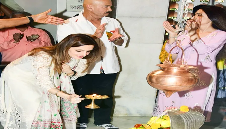 महाशिवरात्रि पर महाकाल के दरबार में पहुंचे ऋतिक रोशन, पूरे परिवार के साथ मिलकर की पूजा अर्चना(Hrithik Roshan Celebrate mahashivratri)