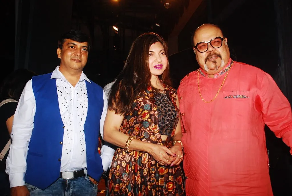 Vivek Tiwari Alka Yagnik and Jolly Mukherjee