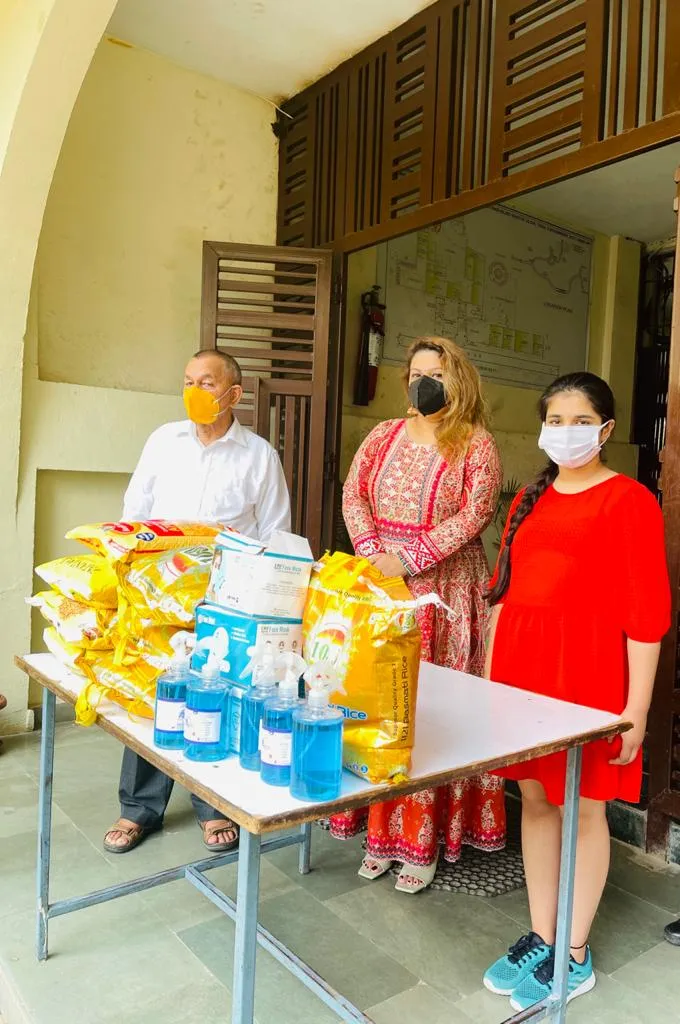 महामारी की अराजकता के बीच Chandani Soni बनी मददगार