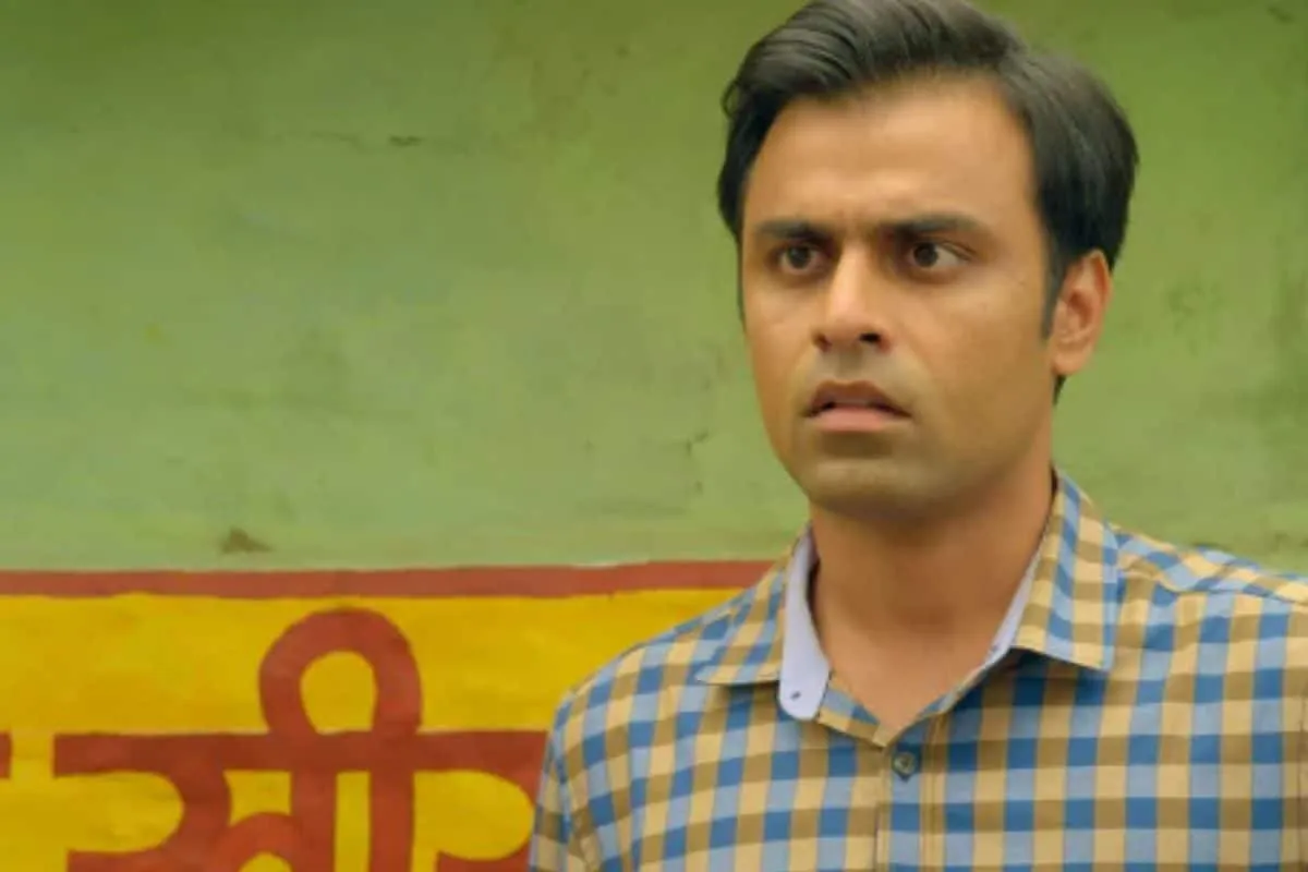 पंचायत' के सचिव जी का फूटा गस्सा, बोले-'सैलरी पर चर्चा करना गलत', क्या सच  में हैं हाइएस्ट पेड एक्टर? - News18 हिंदी