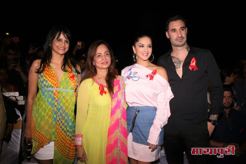 Nisha Harale, Smita Thackeray, Sunny Leone and Daniel Weber