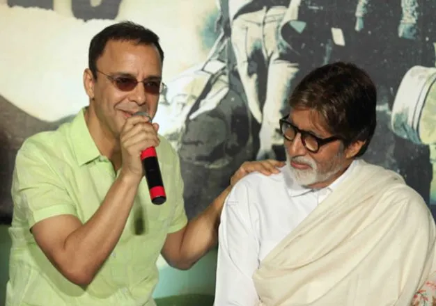 Can't make Big B dance in public for film promotion: Vidhu Vinod Chopra –  India TV