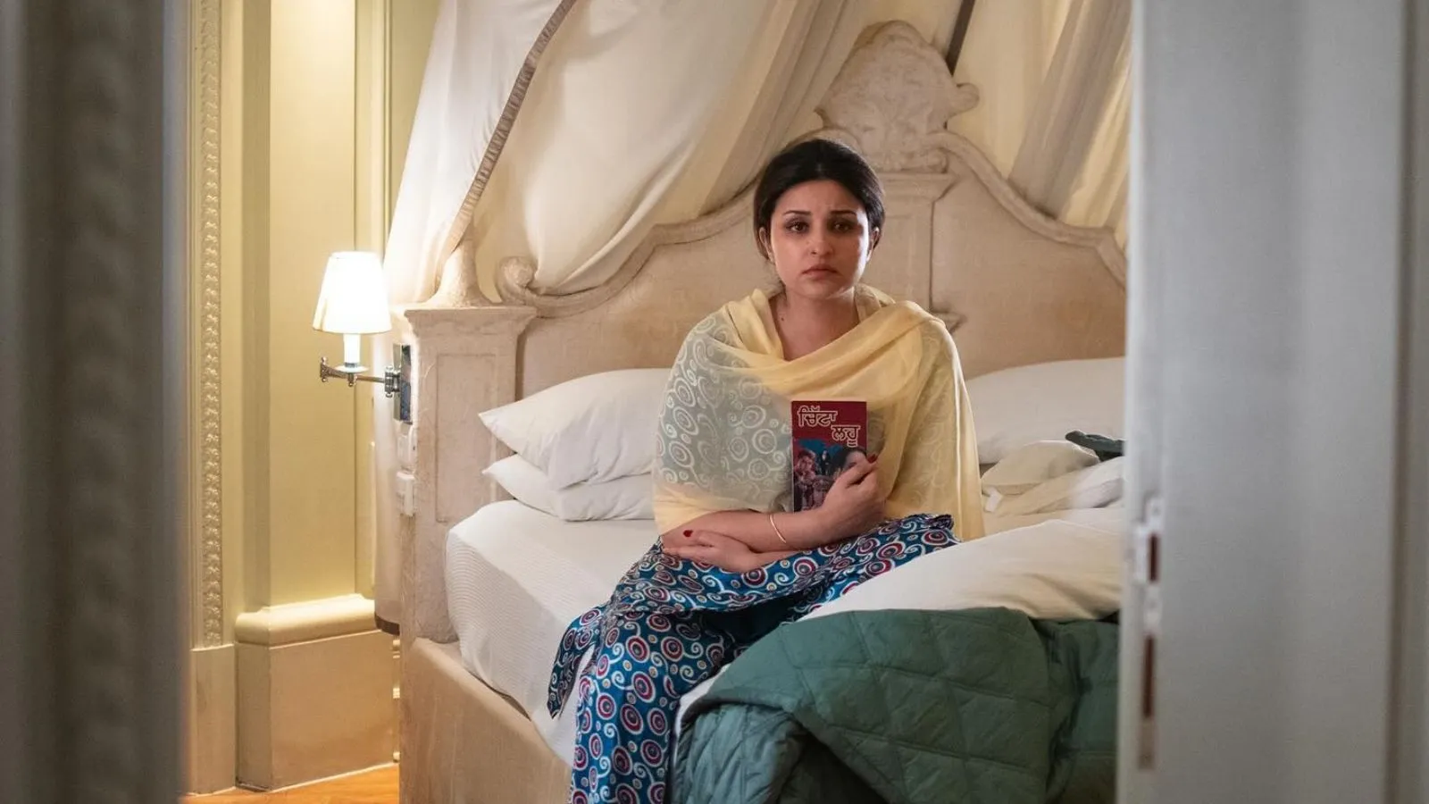 Parineeti Chopra pens emotional note after Chamkila, responds to Priyanka  Chopra's praise: 'I am back, and not going anywhere' | Bollywood News - The  Indian Express