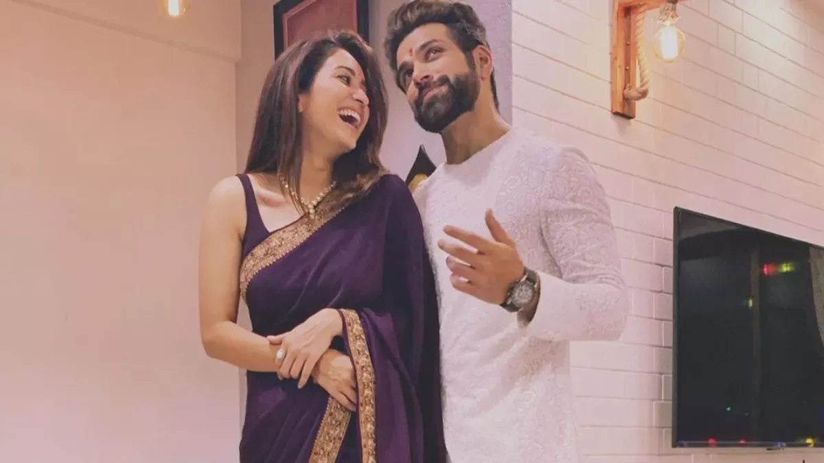 Rithvik Dhanjani ने आशा नेगी पर लुटाया खूब प्यार, फैंस बोले- बस इसी पल का  कब से था इंतजार - rithvik dhanjani lovely post for ex girlfriend asha negi  fans says please