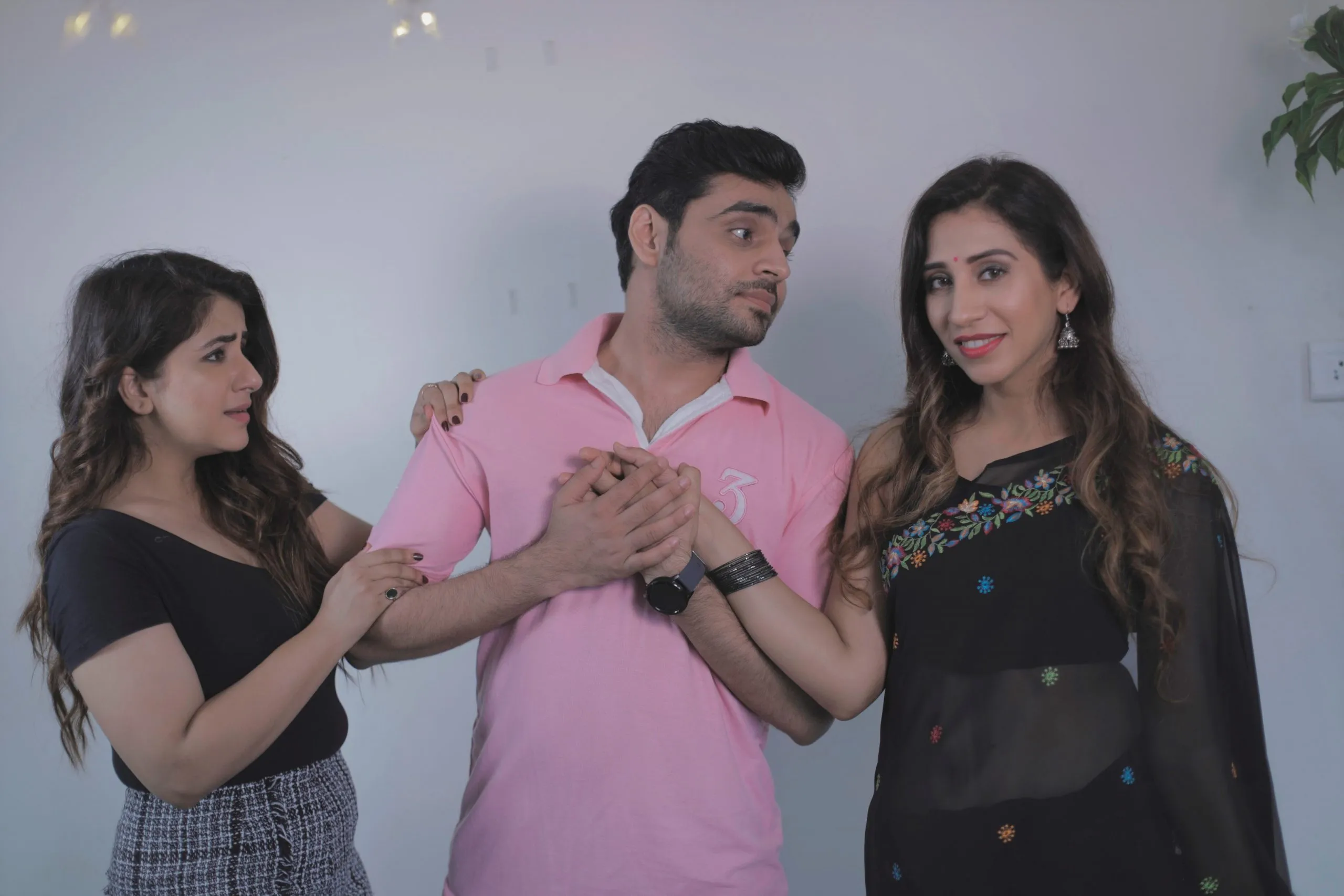 डिजिटल स्टार सतीश रे दिखेंगे 