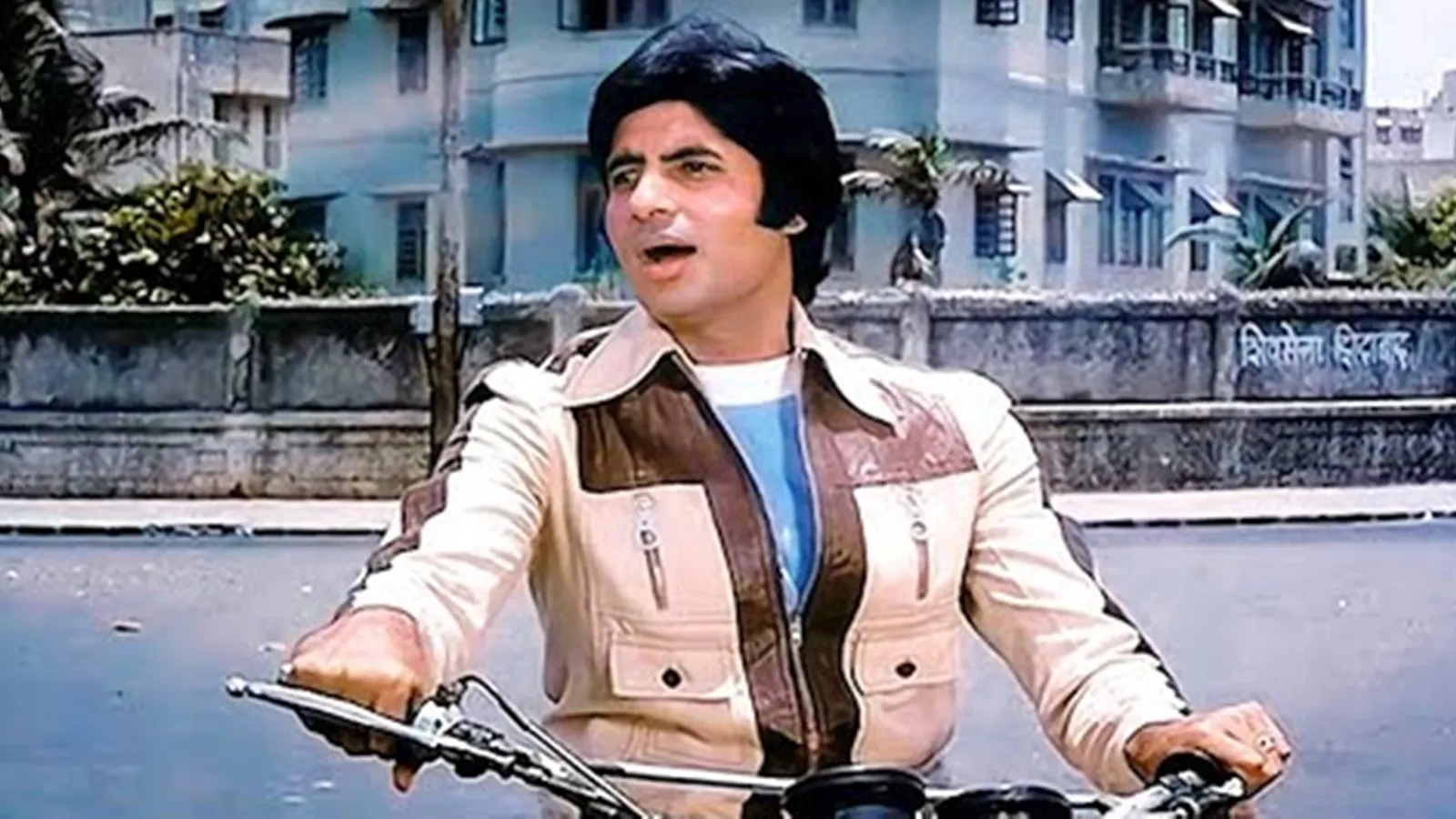 Amitabh Bachchan in the 1978 film Muqaddar ka Sikandar