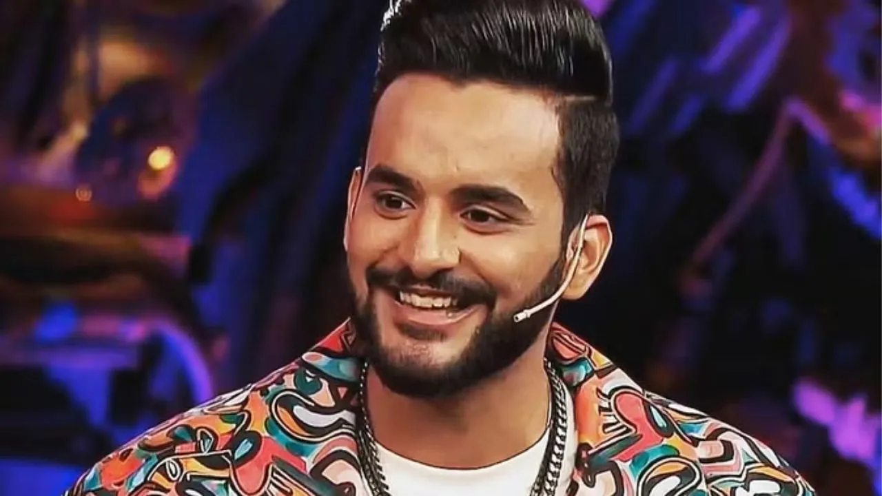Abhishek Malhan: बिग बॉस ओटीटी सीजन 2 के कंटेस्टेंट Abhishek Malhan के साथ हुई लाखों रुपए की चोरी 