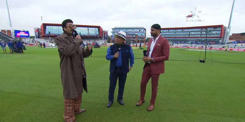 मैनचेस्टर में भारत-पाक मैच में रणवीर सिंह ने बताया मौसम और स्टेडियम का हाल