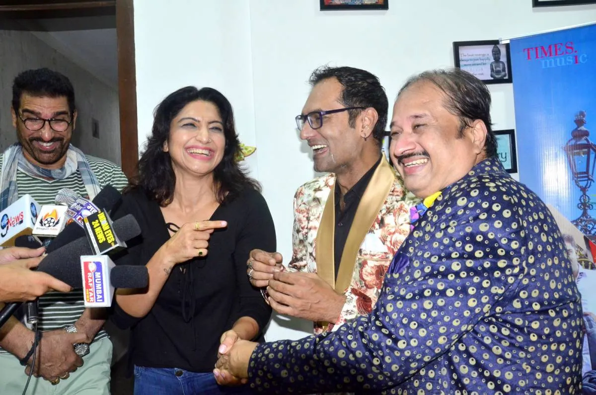 मुंडे मीडिया ने मनाया कास्टिंग डायरेक्टर हैरी वर्मा का जन्मदिन बॉलीवूड स्टार मुकेश ऋषी के साथ