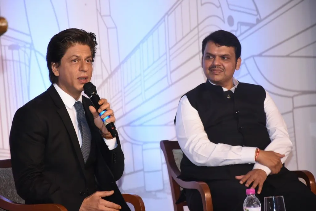 Shah Rukh Khan, Devendra Fadnavis