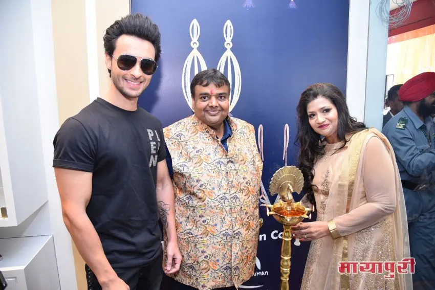 Aayush Sharma with Mr Arun Gupta and Mrs Shalu Gupta