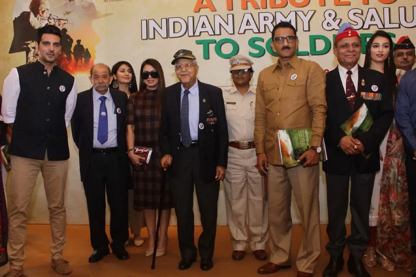 Zayed Khan, Sudhir Raje, Jag Mohan Nath, Sunil Rane , Vasant Patil & Chandani Sharma