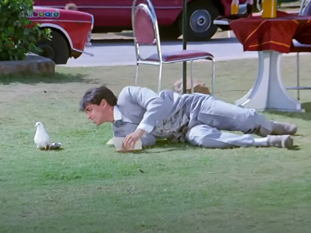 Salman Khan girls leggings maine pyar kiya,जब सलमान खान को पैंट के अंदर  पहनने पड़े थे लड़कियों वाले 6-7 लेगिंग्‍स - when salman khan had to wear  girls leggings during kabootar ja
