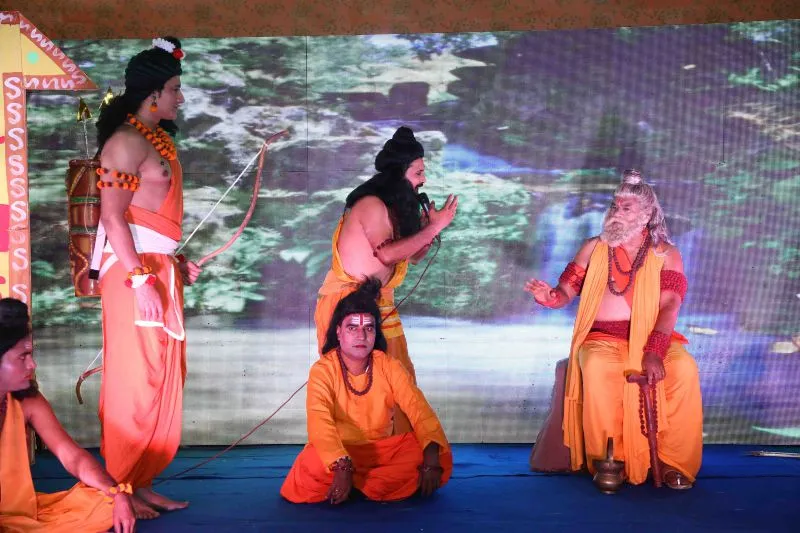 पांचवे दिन सीता-हरण का प्रसंग देख भीगी दर्शकों की आंखें