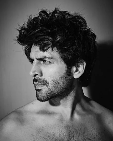 Kartik Aaryan Childhood Pics