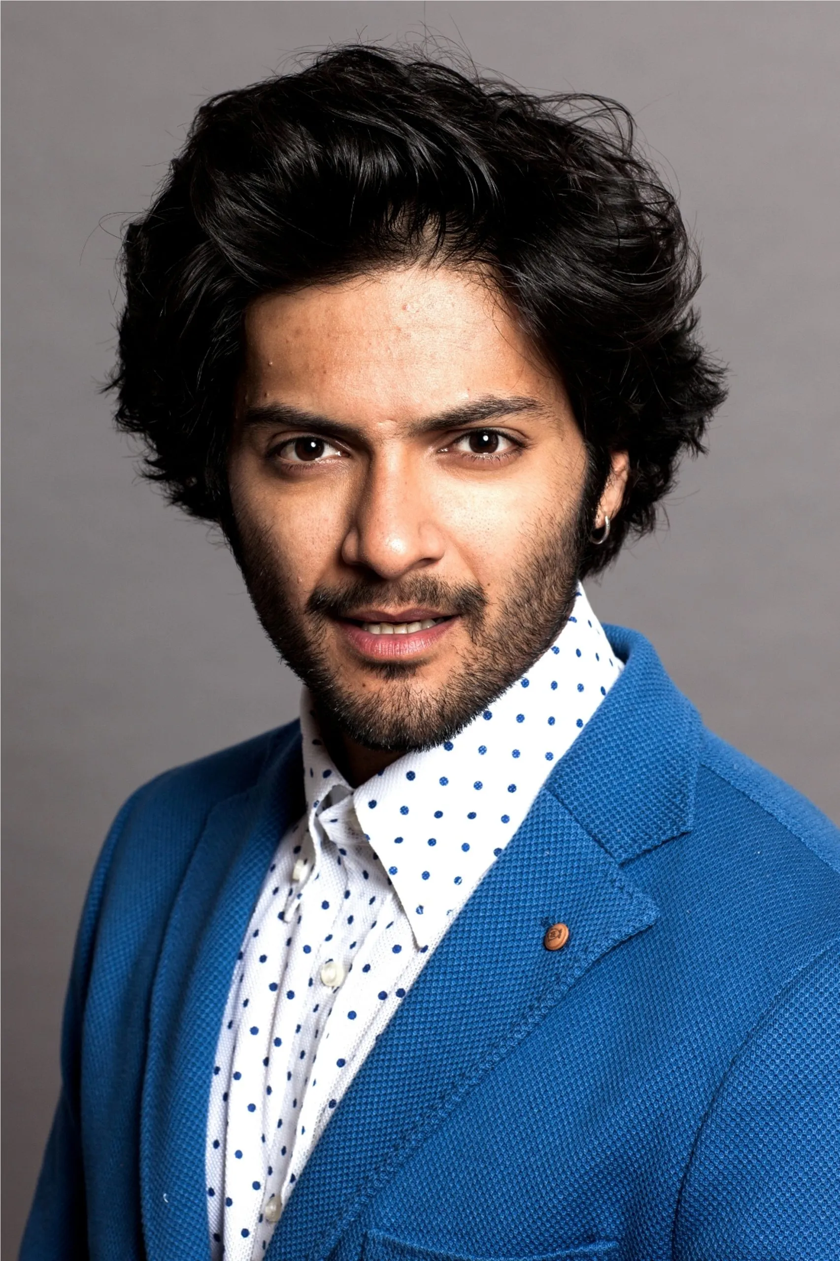 लैंगिक समानता के लिए अली का समर्थन; घरेलू हिंसा को संबोधित करने की पहल में शामिल हुए