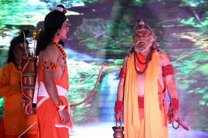 पांचवे दिन सीता-हरण का प्रसंग देख भीगी दर्शकों की आंखें