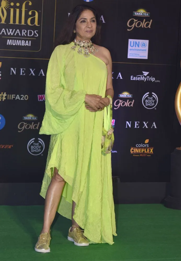 IIFA Awards 2019: आलिया-रणबीर, दीपिका-रणवीर से लेकर विक्की से सारा तक, जानिए किसे मिला कौन सा अवॉर्ड