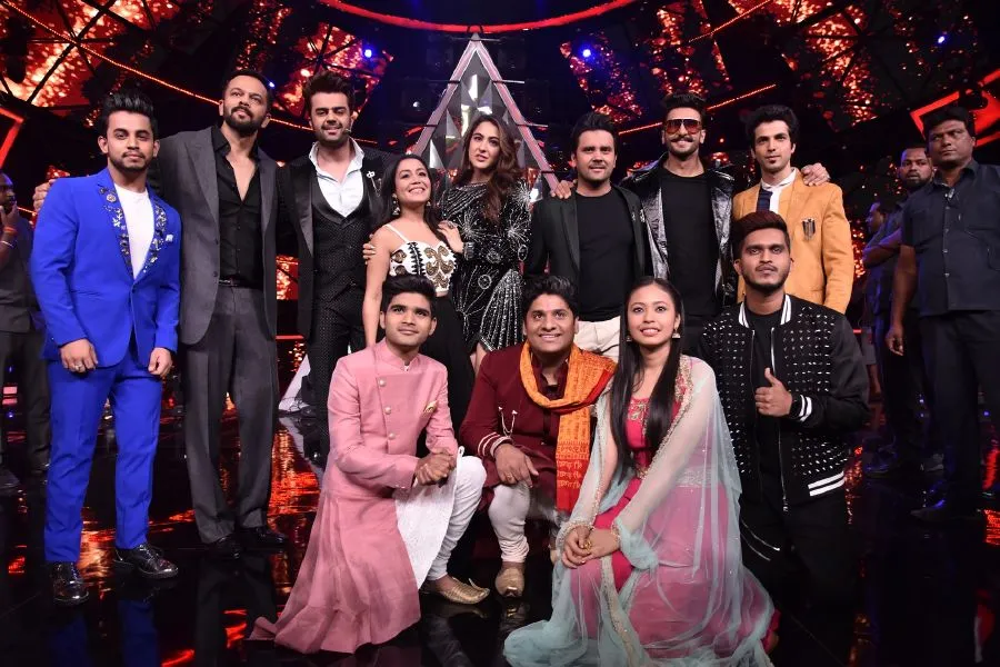 Ranveer Singh, Sara Ali Khan, Ranveer Singh with Indian Idol Judges and Contestants