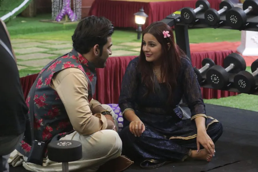 Bigg Boss-13, Day-15: अलग-अलग गेम प्लान के लिए अलग हुए सिद्धार्थ शुक्ला और असीम रियाज