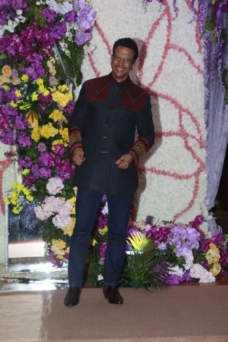 सूरज बड़जात्या के बेटे देवांश बड़जात्या और नंदिनी के रिसेप्शन पर पहुंचे बॉलीवुड के सितारे