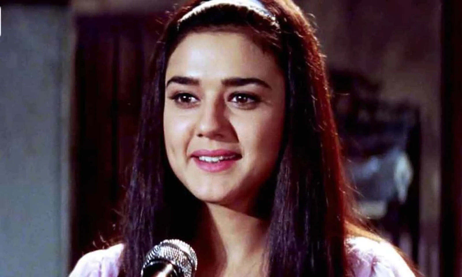 22 Years Of Soldier: Preity Zinta Remembers Her Super Hot And Cool Movie  Sharing A Small Clip From The Movie
