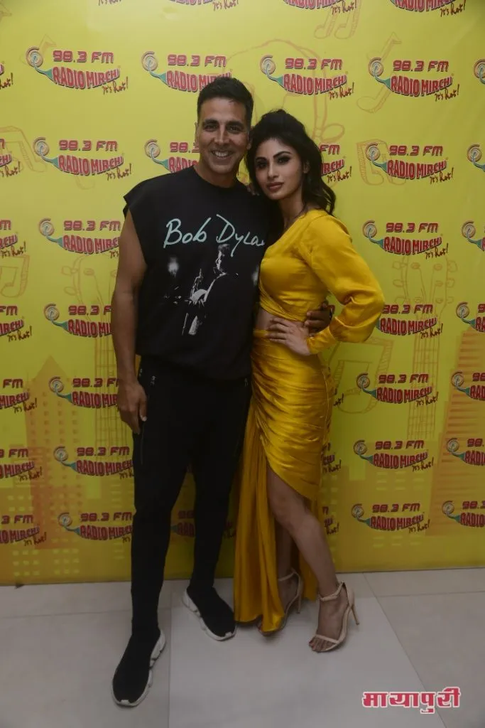 Akshay Kumar, Mouni Roy